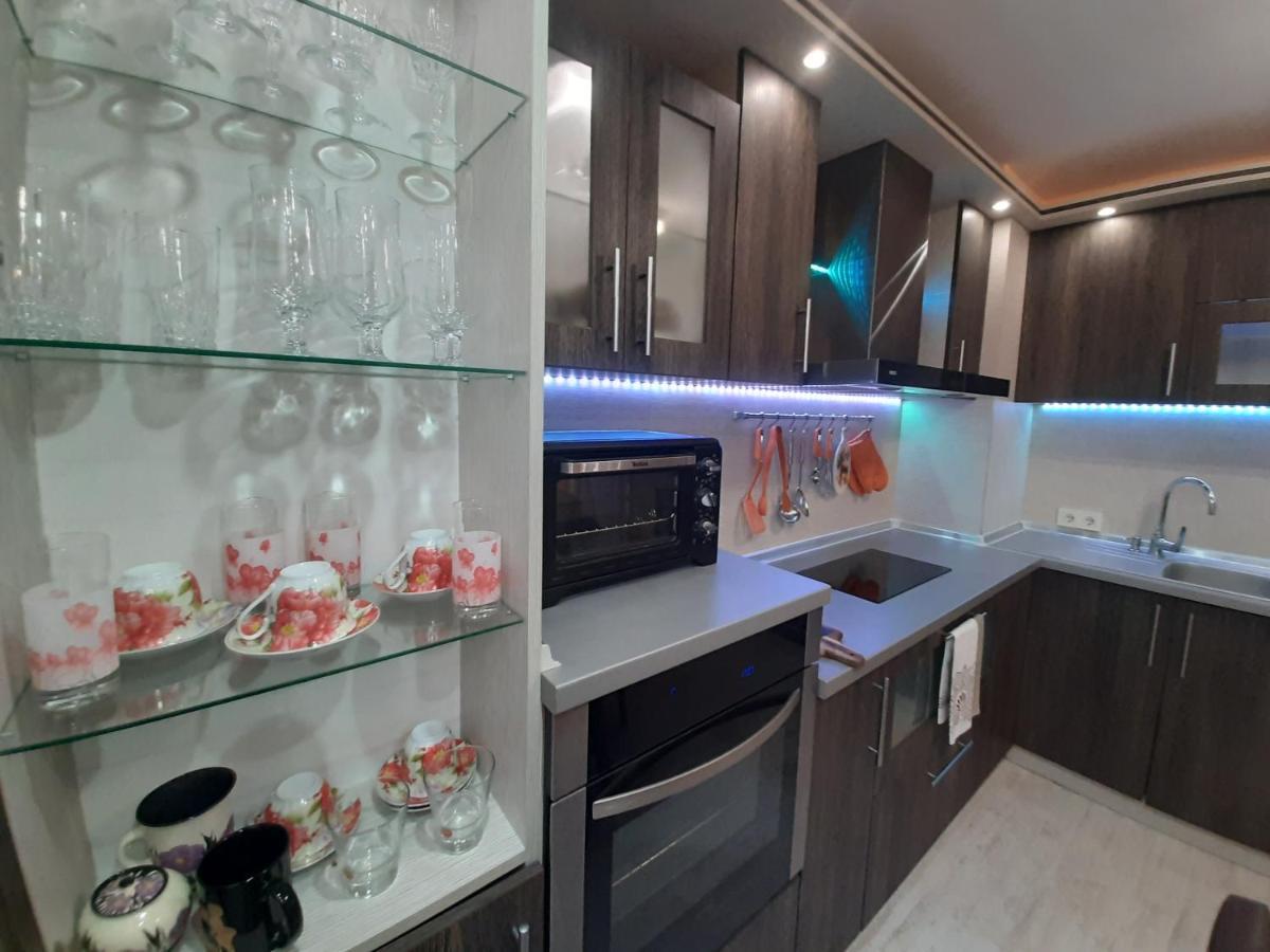 Luny Apartment Ruse Bagian luar foto