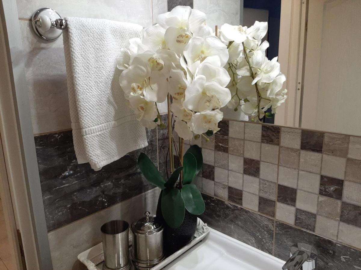 Luny Apartment Ruse Bagian luar foto