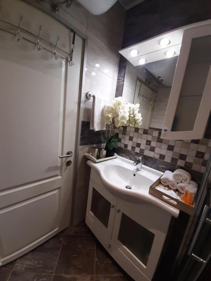 Luny Apartment Ruse Bagian luar foto