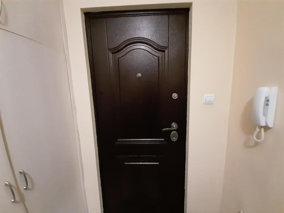 Luny Apartment Ruse Bagian luar foto