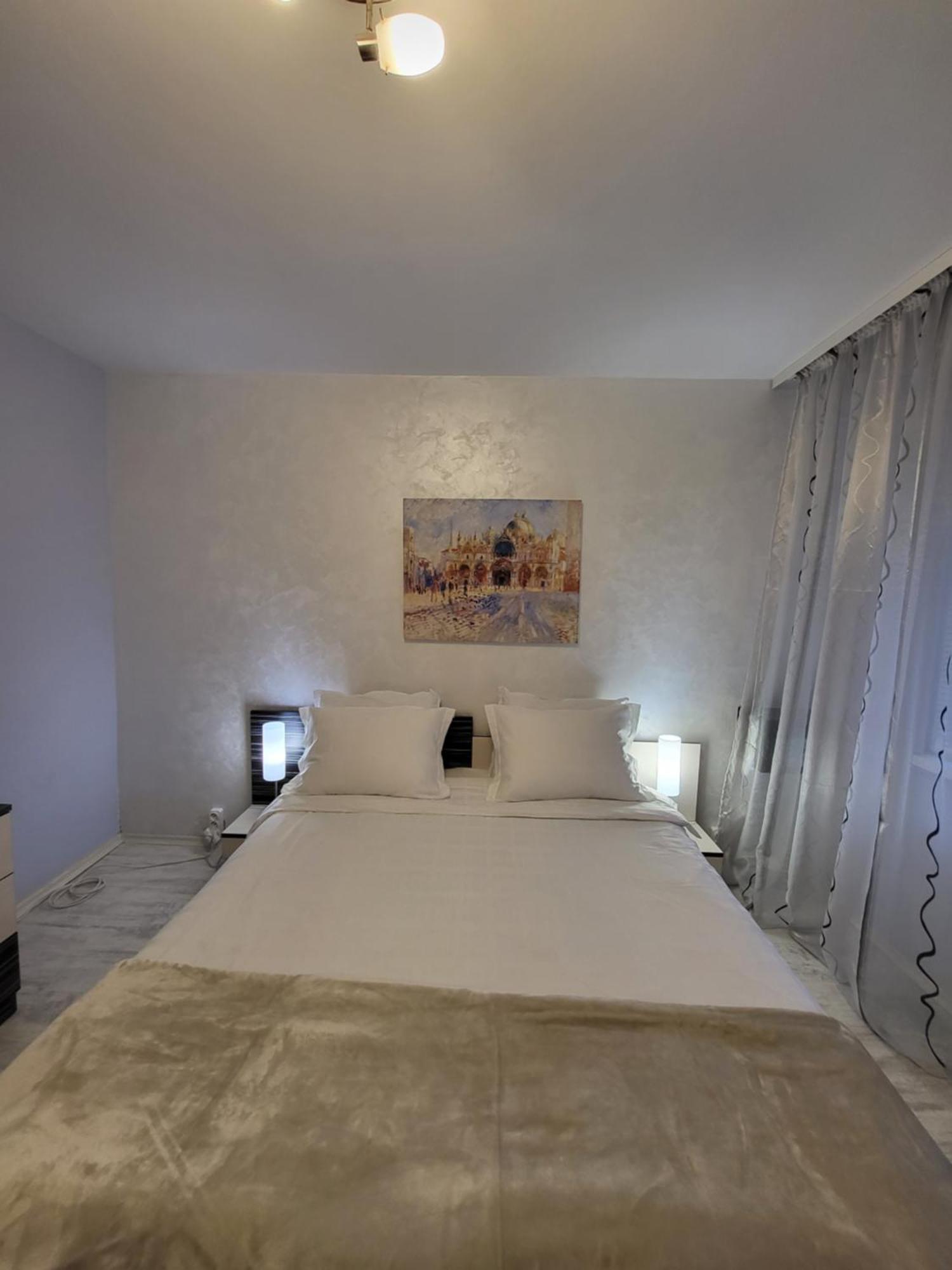 Luny Apartment Ruse Bagian luar foto